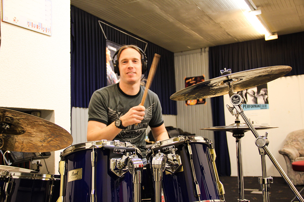 Timo Schneider - Schlagzeugunterricht in Siegen - Mission in Music